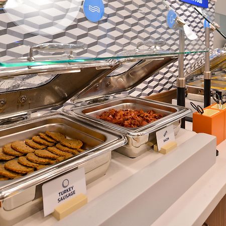 Holiday Inn Express Hotel & Suites Canton By Ihg Εξωτερικό φωτογραφία