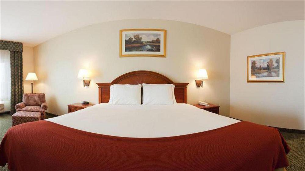 Holiday Inn Express Hotel & Suites Canton By Ihg Εξωτερικό φωτογραφία