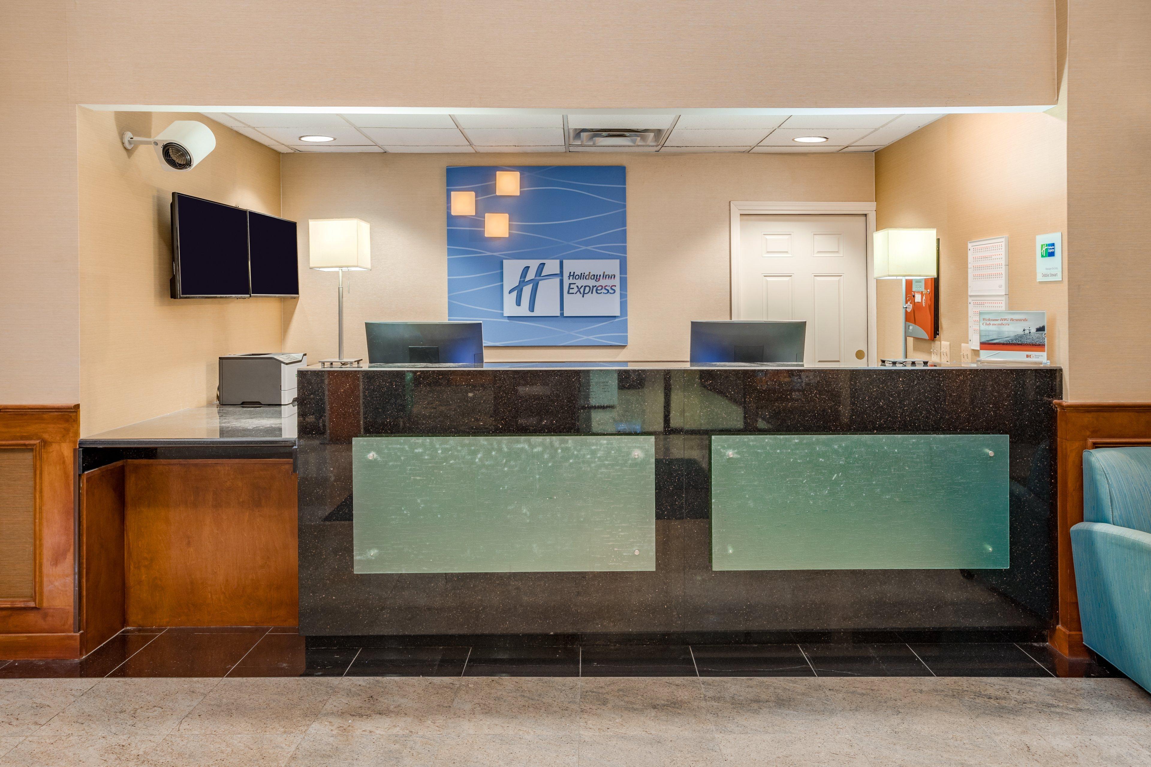 Holiday Inn Express Hotel & Suites Canton By Ihg Εξωτερικό φωτογραφία