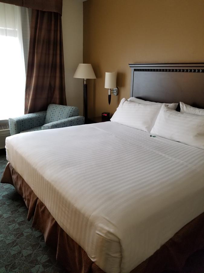 Holiday Inn Express Hotel & Suites Canton By Ihg Εξωτερικό φωτογραφία