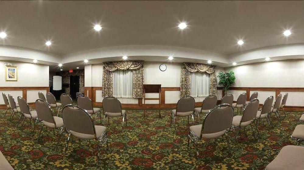 Holiday Inn Express Hotel & Suites Canton By Ihg Εξωτερικό φωτογραφία